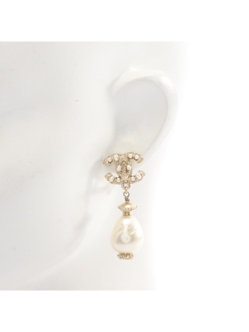 Chanel Earrings Swing Pearl CC Logo - Picture 4 of 6